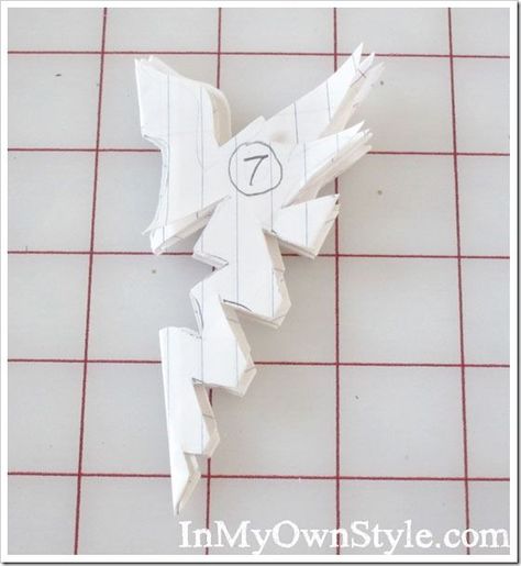 How to make a paper snowflake...includes the folding pattern, and a diagram to print and use to cut out fancy shmancy flakes. Hang Curtains With Clips, Curtains With Clips, Hang Outdoor Curtains, Sew Paper, How To Hang Curtains, Curtains For Patio, Paper Snowflake Template, Paper Snowflake Patterns, Origami Templates