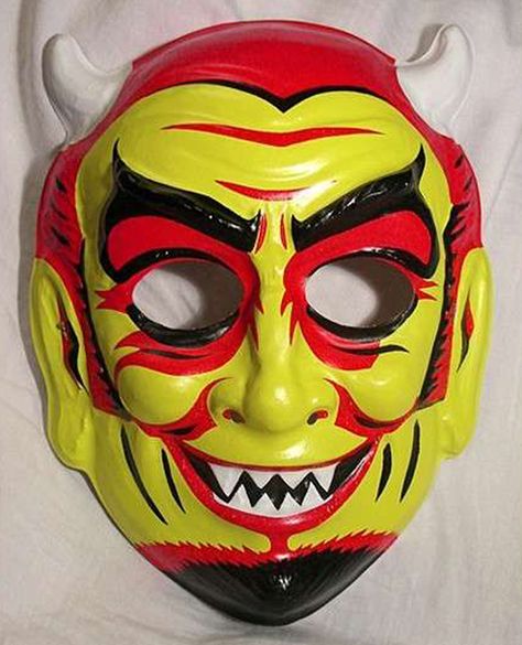 devil Vintage Halloween Photos, Vintage Halloween Images, Devil Mask, Monster Mask, School Halloween, Vintage Halloween Costume, Cat Mask, Halloween Monster, Ghost Hunting