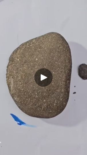 Cats Painting, Rock Painting Tutorial, 50k Views, Happy Stones, 3d Heart, Heart Painting, Rock Painting Art, Cat Painting, 5 Minute Crafts