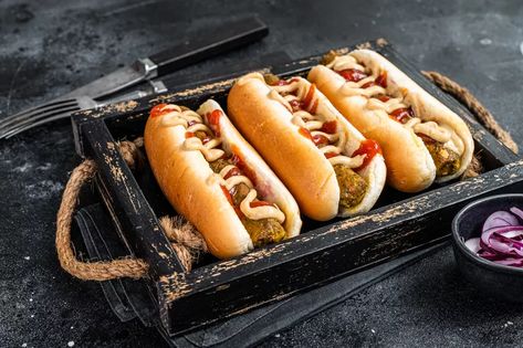 The Best Way to Broil Hot Dogs in a Convection Oven | livestrong Hot Dogs In Oven, Broiled Hot Dogs, Cooking Hot Dogs, Convection Oven Cooking, Ground Beef Breakfast, Dinner With Ground Beef, Oven Cooking, Convection Oven, Ground Beef Recipes