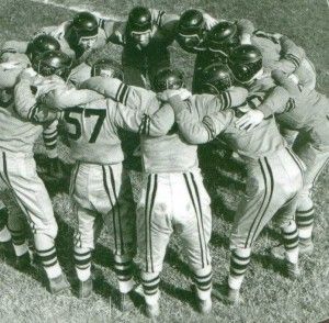 As a manager, have you ever felt squashed between all the work rolling down hill and the pressure of supporting your already overwhelmed team? Or perhaps you’re frustrated with a team that doesn’t seem to “get it” and isn’t working at full capacity? During times of change, there’s a natural tendency for employees to go into ... Read More » Football For Dummies, Parkinsons Awareness Month, Team Huddle, Gallaudet University, Parkinsons Awareness, Career Inspiration, Football Photos, Student Athlete, Event Organiser