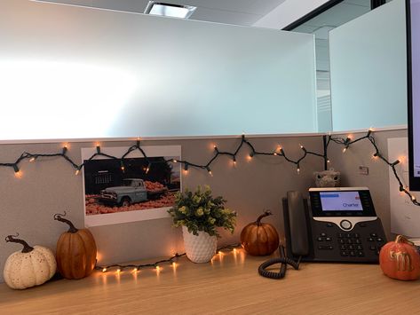 I decorated my desk for fall already🎃🖥️ #work #corporate #marketing #desk #deskdecor #office #officedesk #fall #falldecor Fall Decor Cubicle, Fall Decor Office, Desk Fall Decor Office, Halloween Office Decorations Front Desk, Cubicle Decor Office Halloween, Halloween Office Desk Ideas, Fall Office Decorations Cubicles, Fall Cubicle Decor Office, Fall Desk Decor