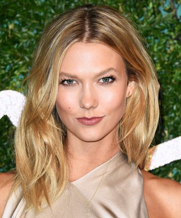 Karlie Kloss Haircut, Karlie Kloss Hair, Hair Colors To Try, Fall Color Trend, Celebrity Beauty Secrets, Colors Hair, Karlie Kloss, Wedding Hairstyles Updo, Fall Hair Color