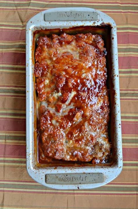 Not a fan of meatloaf? This one will change your mind! Jeff Mauro Mauro’s Meatloaf recipes Cheesy Meatloaf, Creamy Spinach Dip, Jeff Mauro, Healthy Cheese, Best Meatloaf, Crispy Onions, Winter Dinner, Meatloaf Recipes, Beef Dishes