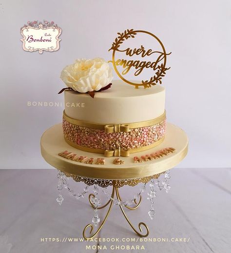 engagement cake by Bonboni Cake - https://cakesdecor.com/cakes/346825-engagement-cake Engagement Cakes Ideas Creative, Engagement Cake Rose Gold, Engage Cake Ideas, Single Tier Bridal Shower Cake, Cake Ideas For Engagement, Engagement Cake One Tier, Roka Ceremony Cake Design, Engagement Cake Designs Simple 1 Tier, Engament Cake Simple