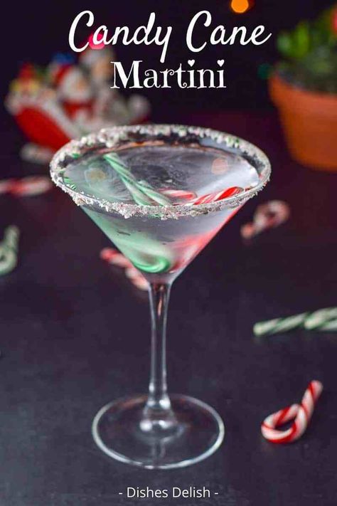 Holiday Chocolate Candy Cane Martini is delectably delicious and a fun drink! It's perfect for the holidays! It's a drink you must sip because it is on the sweet side but oh, so good! #martini #holiday #holidaycocktail #cocktail #drink #dishesdelish #dishesdelishcocktails https://ddel.co/hcccm Peppermint Schnapps Drinks, Candy Cane Martini Recipe, Peppermint Martini Recipe, Candy Cane Martini, Peppermint Vodka, Peppermint Schnapps, Peppermint Martini, Crushed Peppermint, Christmas Martini