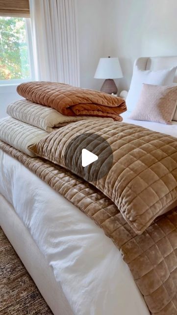 Kaari Sommer on Instagram: "I have this quilt set in 4 different colors, it’s that good🤩! And, it’s currently on sale!

comment BEDDING for link *or* shop the 3-piece set on my Amazon storefront linked in my profile. 

Colors top to bottom are Peachy Clay, Creamy White, Bright White, Urban Taupe. Quilt set includes 1 quilt + 2 shams (king or standard depending on quilt size.)

This quilt is perfect for adding color or texture to the end of the bed, or as a layering piece over a sheet set. And. It comes in over 25 colors!

#beddingsets #bedding #bedroomdecor" Taupe Quilt, Urban Taupe, Taupe Bedroom, Quilt Size, Amazon Storefront, Quilt Set, Quilt Sizes, Decorating Home, Quilt Sets