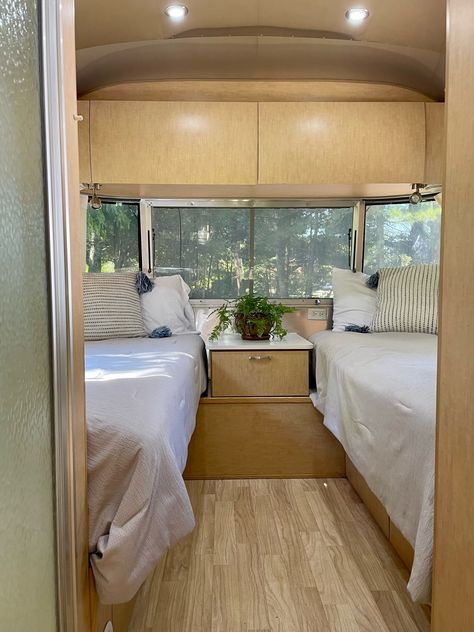 2012 25FT Flying Cloud For Sale In Tryon, North Carolina - Airstream Marketplace Airstream Flying Cloud, Airstream For Sale, Roof Fan, Airstream Trailers For Sale, Federal Bureau Of Investigation, Motor Homes, Airstream Trailers, Van Camping, Exhaust Fan