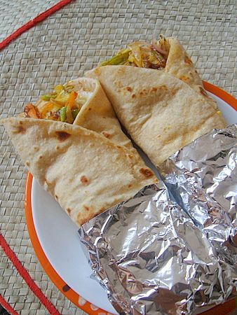 vegetable-kati-roll Easy Indian Food, Kati Roll, Kathi Roll, Variety Food, Easy Indian Recipes, Chaat Recipe, Indian Street Food, Roll Recipe, Indian Snack Recipes