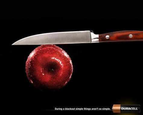 Ad Duracell Ads, New Advertisement, Ad Creative, Creative Ads, Print Ads, Ad Design, Marketing And Advertising, Brushing Teeth, Graphic Design