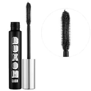 Shop Buxom’s Lash Volumizing Mascara at Sephora. A volumizing mascara that dramatically defines, lengthens, and lifts for fuller-looking, ultra-black lashes. Gingerbread Salt Dough, Mascara Sephora, Best Body Scrub, How To Make Orange, Black Lashes, Vanilla Essential Oil, Best Mascara, Square Foot Gardening, Winter Skin