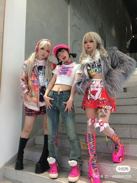 Arrived perfectly😍💕 K Pop Fashion Inspired Outfits, Decora Fashion Outfits, J Fashion Harajuku, Decora Harajuku, Harajuku Street Fashion, 2000s Japanese Fashion, Harajuku Aesthetic, Kei Visual, Harajuku Street