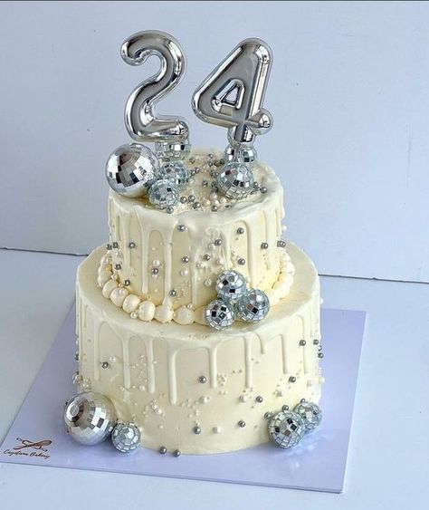 Disco Bday Cake, Disco Cake Ideas, Disco Party Ideas Decoration, Disco Themed Cake, Disco Party Cake, Disco Birthday Cake, 34 Birthday, Simple Birthday Cake Designs, White Birthday Cake