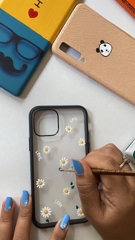 Seni Resin, Phone Case Diy Paint, Diy Phone Case Design, Diy Case, Girly Phone Cases, Diy Iphone Case, Diy Mobile, Mobile Cover, Cases Diy