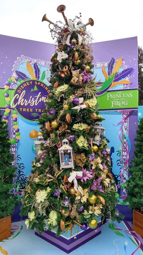 Princess And The Frog Christmas, Princess And The Frog Christmas Tree, Princess Tiana Christmas Tree, Tinkerbell Christmas Tree, Princess Tiana Christmas, Tiana Christmas, Princess Tiana Party, Princess Tiana Birthday Party, Tiana Birthday Party