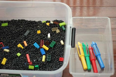 Super Quick to Make LEGO Sensory Bin for Kids - Toddler Approved Big Tub, Large Tub, Small Tub, Lego Activities, Toy Bins, Building Instructions, Sensory Bin, Rainy Day Activities, Dried Beans