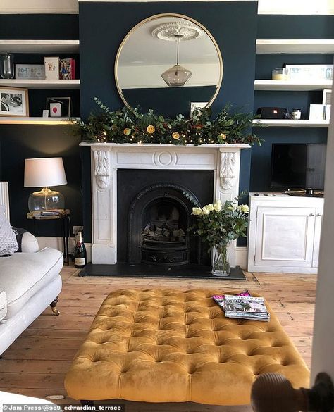 Farrow And Ball Living Room, Glamorous Living Room, Farrow Bal, Homing Pigeons, Hague Blue, Victorian Living Room, Cosy Living Room, Lounge Decor, Blue Living Room