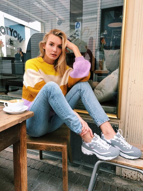 Cozy chic in D’Lites 😊☕️ #skechers #dlites Outfit With Skechers, Sketchers Shoes Outfit Woman Style, Skechers D Lites Outfit, Skechers Outfit Woman, Vintage Sketchers Outfit, Skechers Dlites Outfit, Sketchers Dlites Outfit, Aesthetic Skechers Shoes, Skechers Outfit