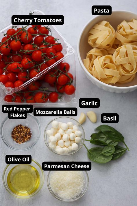 Spaghetti With Mozzarella Balls, Pasta With Mozzarella Cheese Balls, Pasta Tomato Mozzarella, Mozerella Pasta Recipes, Cherry Tomato Mozzarella Recipes, Tomato Mozzarella Basil Pasta, Dishes With Mozzarella, Mozzarella Balls Pasta, Pasta Fresh Mozzarella