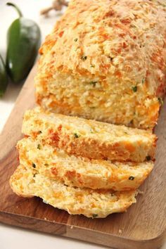 Quick Cheese Bread, Cheddar Quick Bread, Zucchini Cheddar, Jalapeno Cheddar, Pretty Life, Bread Bun, Bread Machine Recipes, Quick Bread Recipes, Easy Bread Recipes