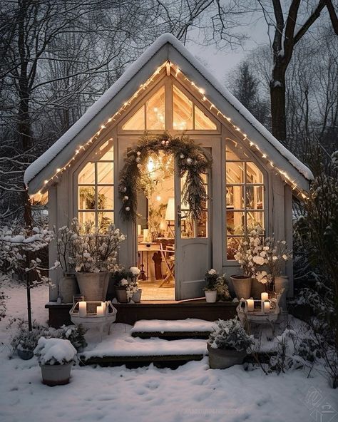 Cozy Cottage In The Woods, Cute Cottages, Winter Decorations Diy, Winter Cottage, Backyard Sheds, Cottage In The Woods, Dream Cottage, Cabins And Cottages, Cozy Cottage