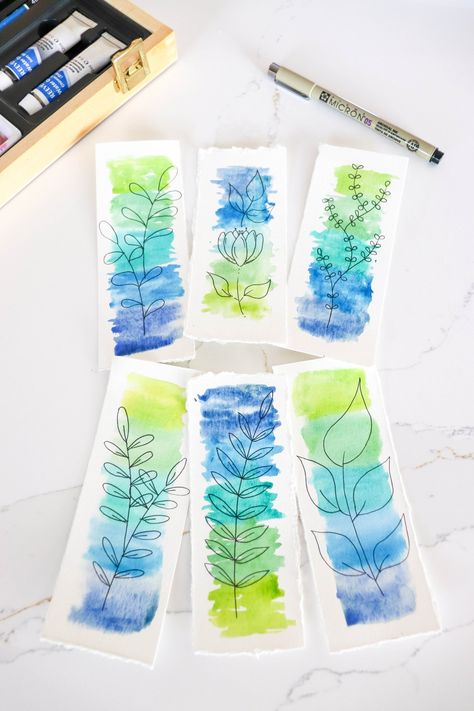 How to Make Watercolor Bookmarks Handmade Bookmarks Diy, Creative Bookmarks, Bookmark Craft, Watercolor Books, Watercolor Bookmarks, Diy Watercolor Painting, Watercolor Projects, Watercolor Paintings Easy, Diy Bookmarks