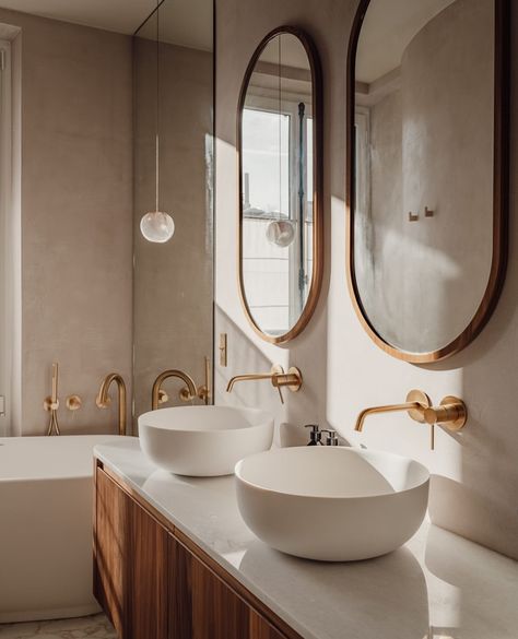 Parisian Apartment Bathroom, 2024 Bathroom, Parisian Architecture, Seventh Heaven, Paris Home, Parisian Apartment, Apartment Bathroom, Pink Lady, Rive Gauche