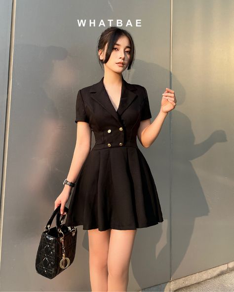 [Ad] 80 Incredible Long Sleeve Black Dress Outfit Tips and Tricks You Never Thought Of This Autumn #longsleeveblackdressoutfit Part Dresses Classy Short, Short Girl Dresses, Cool Dresses Casual, Long Sleeve Black Dress Outfit, Cute Dresses Casual Classy, Formal Dress Outfits, Short Dress Outfit, Short Sleeve Vest, Black Dress Outfit