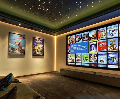 Sala Cinema, Movie Theater Rooms, Home Theater Room Design, Theater Room Design, Home Cinema Room, Home Theater Decor, At Home Movie Theater, Casa Vintage, Home Theater Rooms