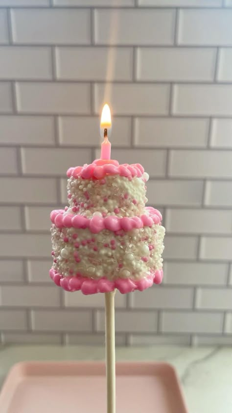 Two Tier Cake Rice Krispy Pop 🎂🤩 in 2022 | Krispie treats, Unique cupcakes, Fun baking recipes Cake Pop Designs, Cake Pop Decorating, Unique Cupcakes, Chocolate Covered Fruit, Two Tier Cake, Fun Baking, Chocolate Covered Treats, Cake Pop Recipe, Rice Krispy