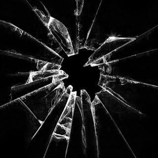 Tutorial Photoshop : Efecto de cristal roto. Broken Glass, In The Dark, Glass