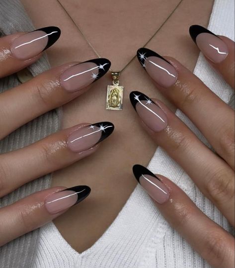 Cute French Tip Nails Designs, Fun French Tip, Tip Nails Designs, Cute French Tip Nails, Black Wedding Nails, Cute French Tip, Black French Tip Nails, Tip Nail Designs, Black French Nails