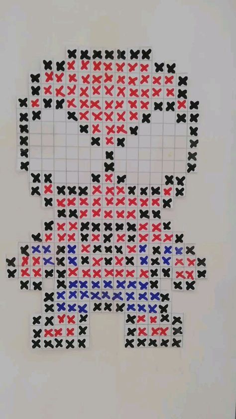 Spiderman Cross Stitch, Spiderman Canvas Art, Kitty Y Spiderman, Spiderman Pixel Art, Spiderman Drawing, Graph Paper Drawings, Easy Pixel Art, Pixel Drawing, Black Hello Kitty