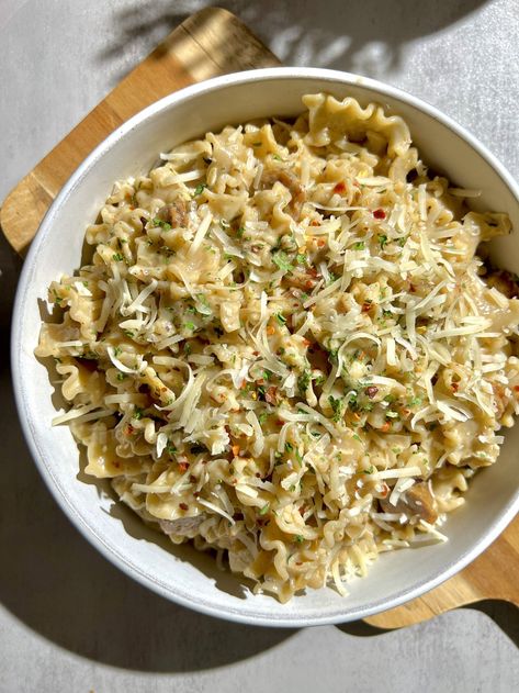 Roasted Garlic Sausage & White Wine Pasta — Violet Cooks Things White Wine Recipes Cooking, Violet Cooks, White Wine Pasta, Wine Pasta, Roasted Garlic Chicken, Roasted Garlic, On The Ground, Dinner Time, I Love Food