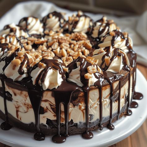 Hot Fudge Sundae Brownie Cheesecake - Recipes, Tasks & Tools Brownie Sundae Ideas, Hot Fudge Brownie Cheesecake, Hot Fudge Sundae Brownie Cheesecake, Hot Fudge Cheesecake, Fudge Brownie Cheesecake, Brownie Cheesecake Recipe, Brownies Cheesecake, Hot Fudge Sundae, Fudge Sundae