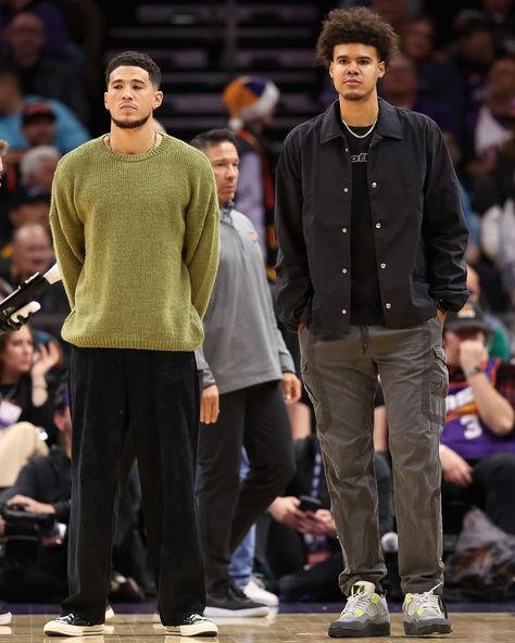 Nba Outfit, Nba Fashion, Black Men Street Fashion, Men Street Fashion, Devin Booker, Mens Casual Dress Outfits, Guys Clothing Styles, Mens Outfit Inspiration, Outfits With Converse