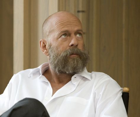 Bruce Willis Handlebar Mustache Style, Bart Styles, Beard Styles Bald, Goatee Styles, Mustache Grooming, Bald Beard, Beard Ideas, Bald Men Style, Bald With Beard