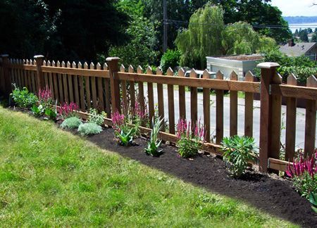 Cheap Fence Ideas, Creative Landscaping, Wooden Fences, Fence Stain, Property Owner, Cheap Fence, Living Fence, Fence Styles, Front Yard Fence