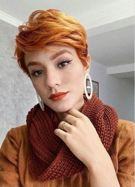 Bob Highlights, Red Pixie Haircut, Platinum Bob, Bob Ombre, Pixie Bob Hair, Cheveux Oranges, Red Pixie, Short Red Hair, Long Pixie Cuts