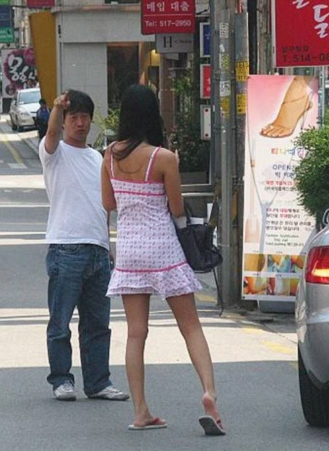 2000s Y2k Fashion, Korean Street, Korean Street Fashion, 2000s Fashion, Y2k Fashion, Street Fashion, Outfit Inspirations, Street Style, Summer Dresses