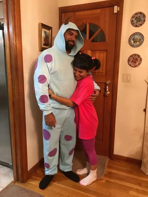 Sully Halloween Costume, Sully Halloween, Sully Costume, Cute Couples Costumes, Funny Couple Costumes, Funny Couple Halloween Costumes, Diy Couples Costumes, Best Couples Costumes, Matching Halloween Costumes