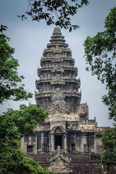 Casino Exterior, Cambodian Temple, Cambodia Art, Khmer Architecture, Khmer Temple, World Turtle, Twin Flame Art, Khmer Culture, Cambodian Art