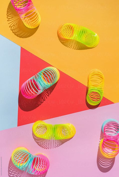 Slinky Photography, Pop Color Design, Slinky Toy, Childhood Images, Aesthetic Objects, Baby Pop, Old School Music, Make Do And Mend, Toy Brand