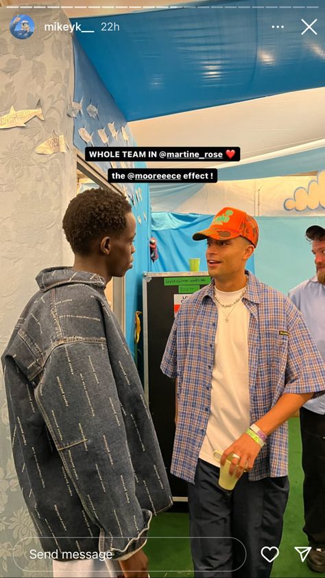 Loyle Carner Outfit, Loyle Carner Style, Loyle Carner, 2020 Style, Male Fashion, Migraine, Rooster, Musician, Street Style