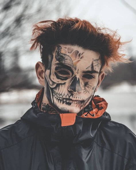 Half Skull Face Tattoo, Skeleton Face Tattoo, Half Face Tattoo, Half Skull Face, Skull Face Tattoo, Half Skull, Makeup Scary, Reference Ideas, Creative Media