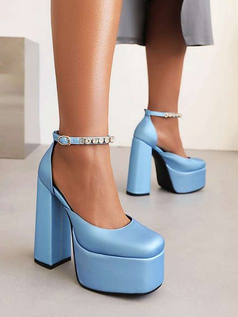 Dream Shoes Heels, Blue Heels Aesthetic, Blue Shoes Aesthetic, Chunky Platform Heels Outfit, Blue Fashion Aesthetic, Blue Platforms, Blue Platform Shoes, Blue Shoes Heels, Blue Platform Heels