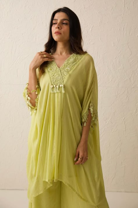 Shop for these amazing collections of Green Georgette Tissue Chanderi Asymmetric Kaftan And Flared Pant Set For Women by Chandbari online at Aza Fashions. Peach Kurti, Women Nightwear Dresses, V Neck Kaftan, Festival Dresses, Kaftan Pattern, Kaftan Designs, Latest Dress Design, Trendy Shirt Designs, Casual Indian Fashion