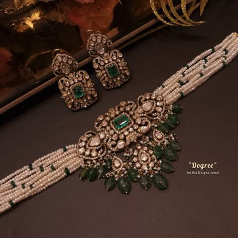 Dogree - Moissanite Polki Choker Set Polki Choker Set, Polki Choker, Neck Pieces Jewelry, Antique Necklaces Design, Indian Bridal Jewelry Sets, Fancy Jewelry Necklace, Antique Jewellery Designs, Pearl Necklace Designs, Jewelry Set Design