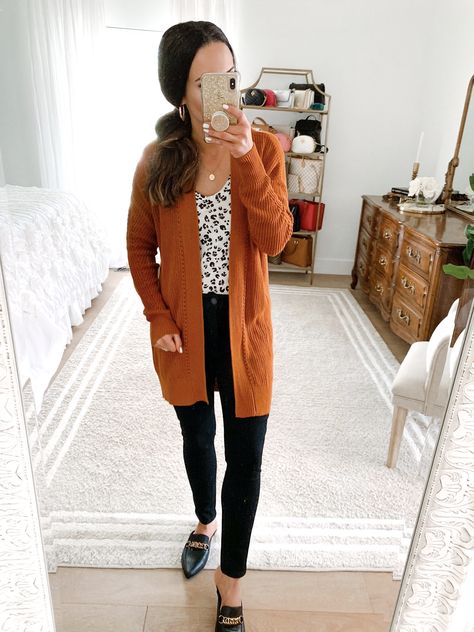 Burnt Orange Cardigan Outfit, Style With Cardigan, Orange Cardigan Outfit, Cardigan Outfit Work, Cardigan Fall Outfit, Burnt Orange Cardigan, Teaching Outfits, Outfits For Work, Cardigan Outfit