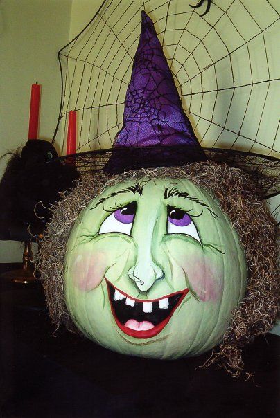 Painted pumpkin. I used acrylics, spanish moss, krylon sealer and store bough witch hat. Pumkin Decoration, Halloween Pumpkin Crafts, Creative Pumpkin Painting, Creative Pumpkin Decorating, Halloween Gourds, Halloween Decor Diy, Pumpkin Drawing, Halloween Wood Crafts, Halloween Pumpkin Designs